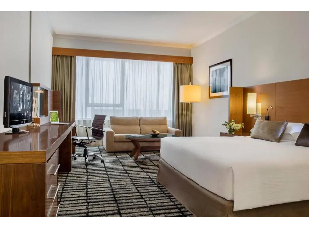 Jumeira Rotana — Guest Room